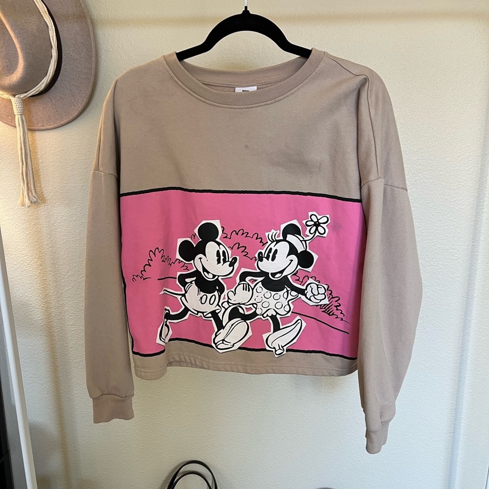 Mickey and Minnie cropped top